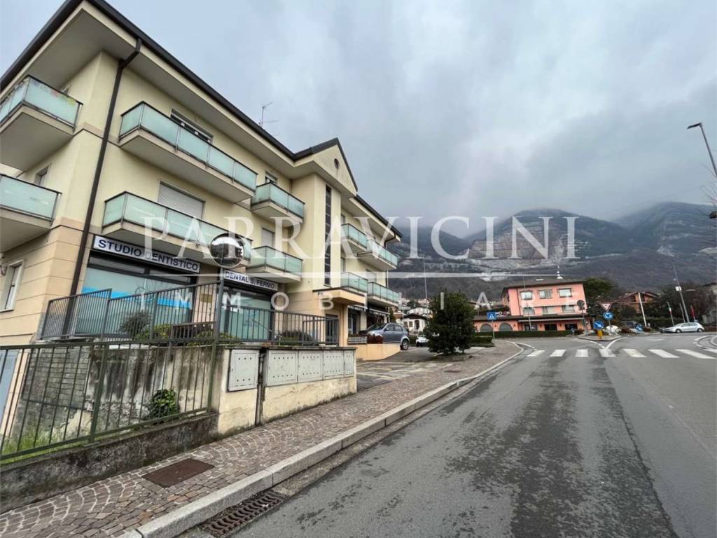 Immobile a Cesana brianza in Via Giuseppe Parini, 2 - Foto 2