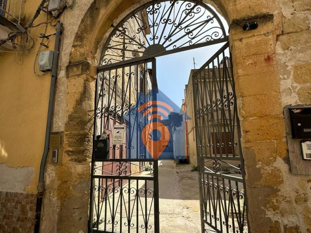 Casa indipendente a Castelvetrano in Via Canonico Vivona - Foto 3