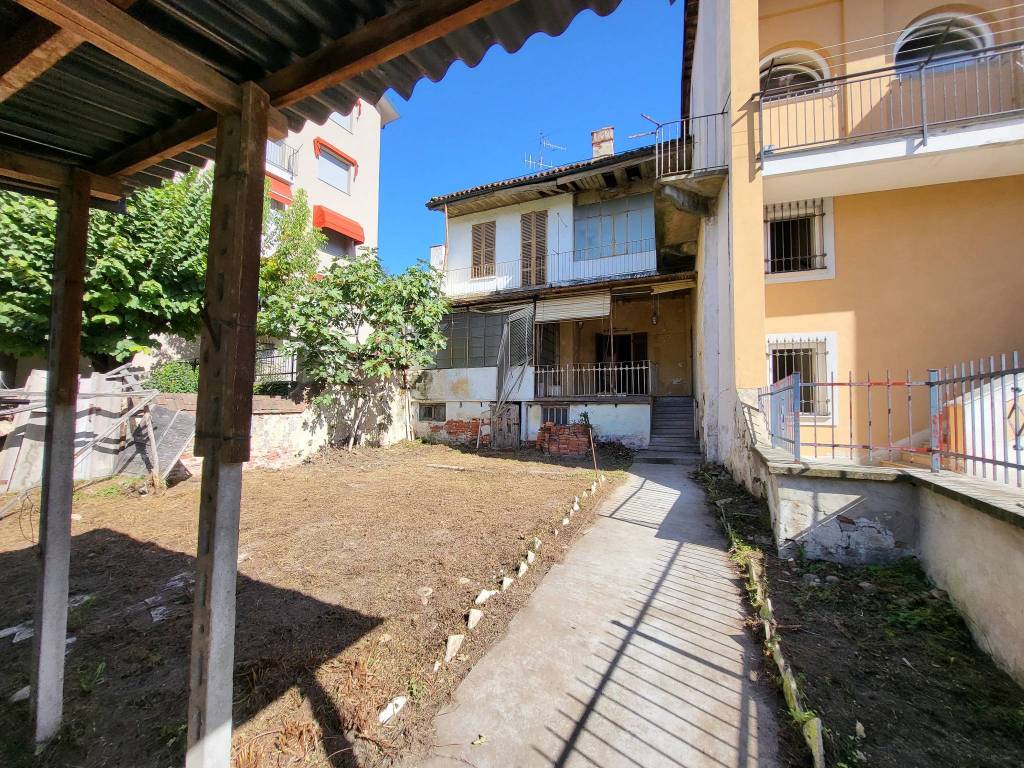 Casa indipendente a Bra in Via Parpera - Foto 3