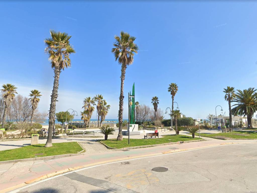 Immobile a San benedetto del tronto in Viale Rinascimento - Foto 2