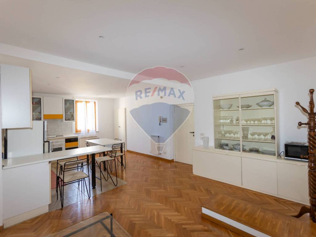 Appartamento a Jesi in Via Castelfidardo, 33 - Foto 2