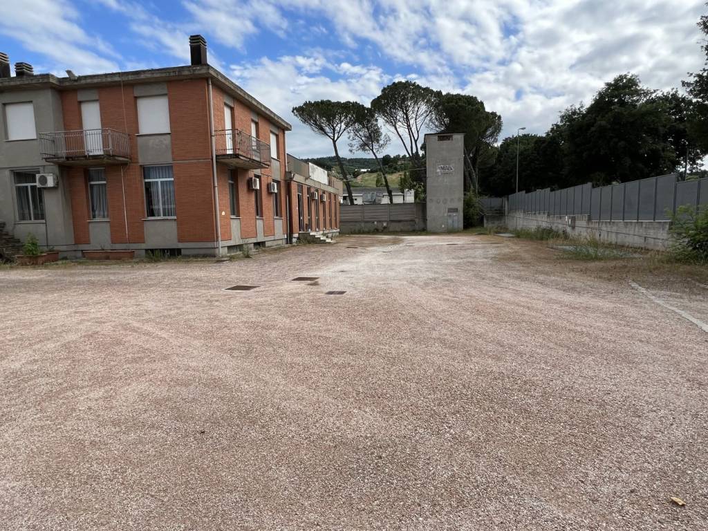 Immobile a Vallefoglia in Via Gino Lorenzetti - Foto 2