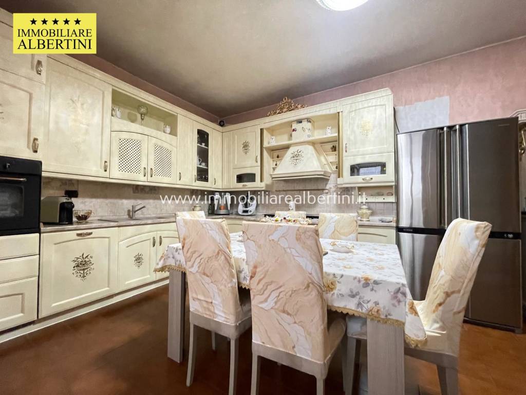 Appartamento a Villafranca di verona in Via Grezzano, 37 - Foto 4