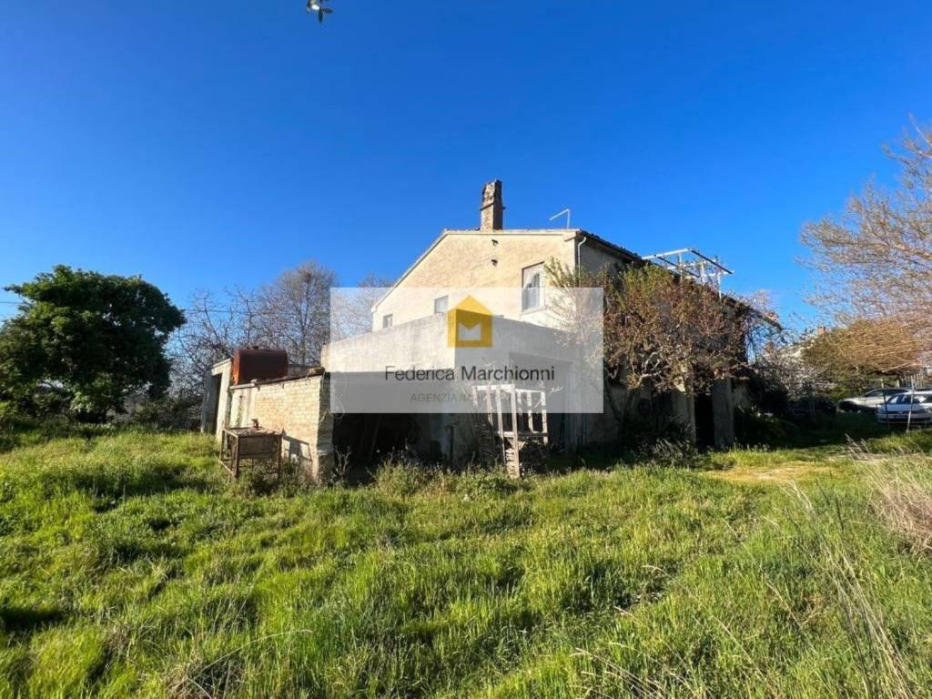 Rustico / casale a Altidona - Foto 2