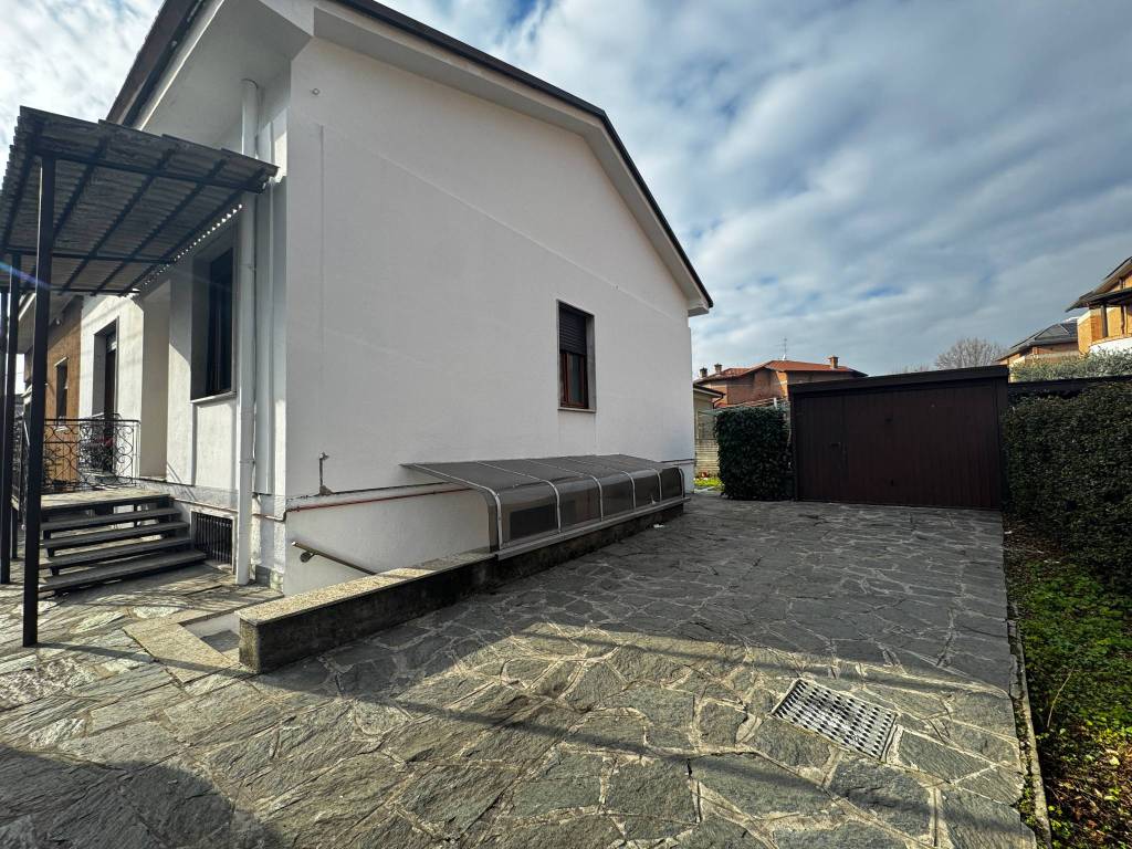 Villa a Seveso in Via Senofonte, 10 - Foto 2