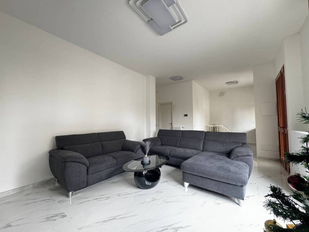 Villa a Seveso in Via Senofonte, 10 - Foto 4