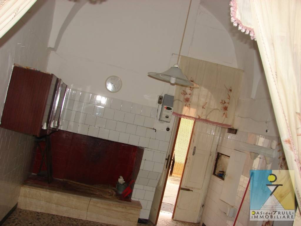 Casa indipendente a San michele salentino in Via Italia - Foto 5