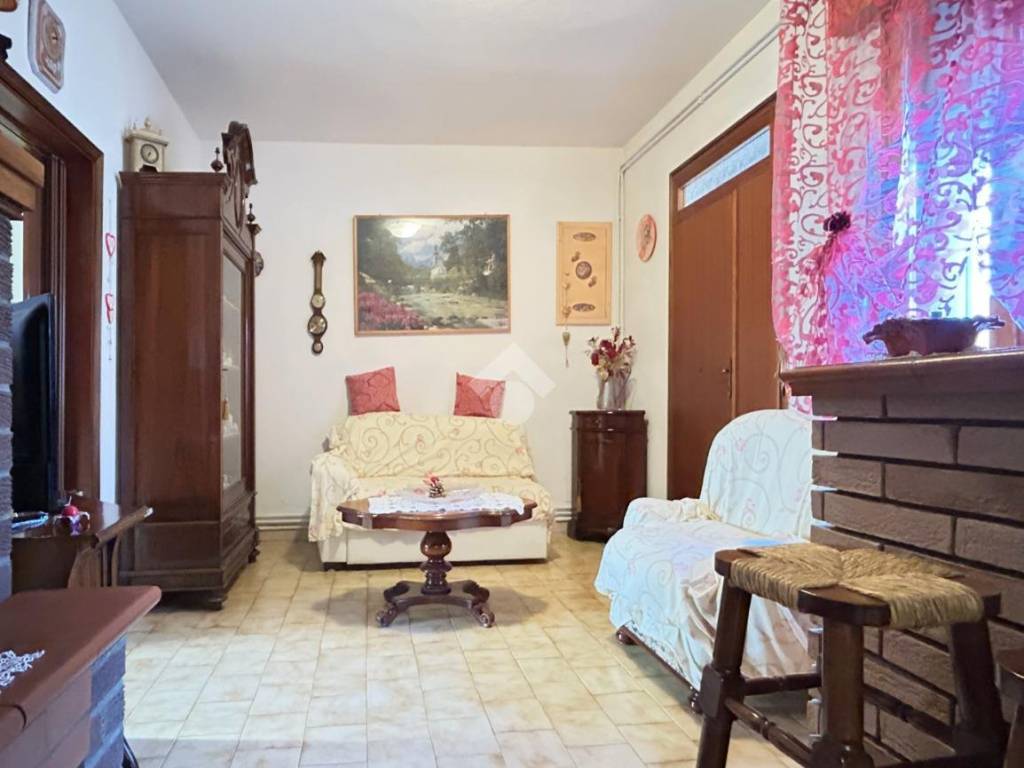 Casa indipendente a Molinella in Via Confine Inferiore, 93 - Foto 3