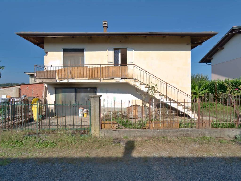 Villa a Massazza in Via Barbera, 6 - Foto 3