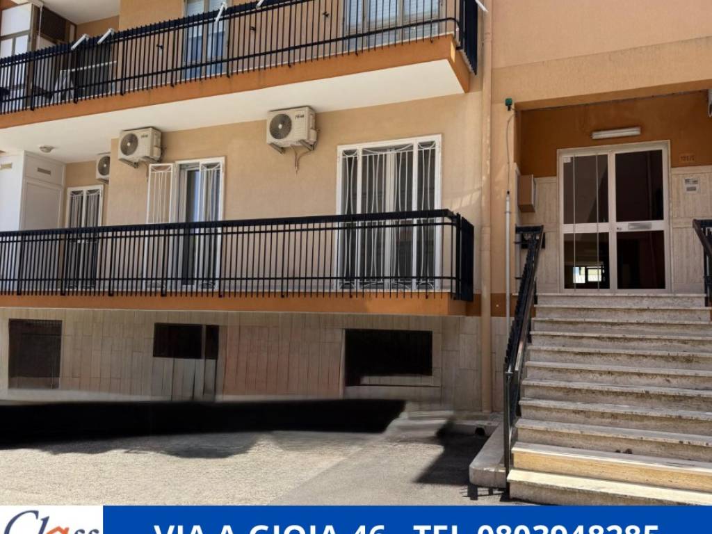 Appartamento a Giovinazzo in Via Bari - Foto 2