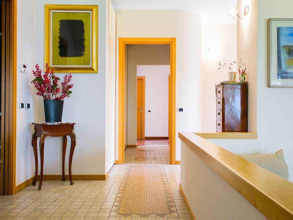 Villa a Cadrezzate con osmate in Via Giacomo Matteotti, 695 - Foto 3