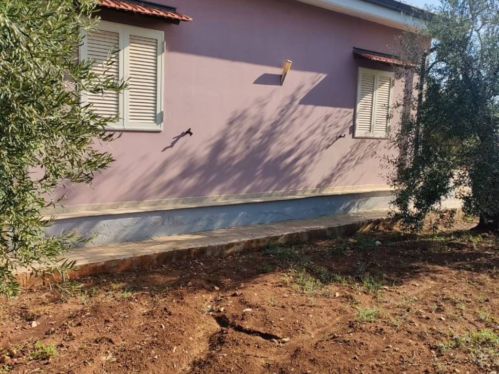 Villa a Corato in Strada Esterna Regio Bosco Comunale - Foto 4