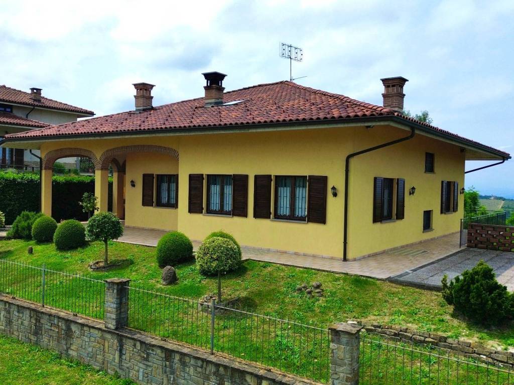 Villa a Belvedere langhe in Via Provinciale, 18 - Foto 3