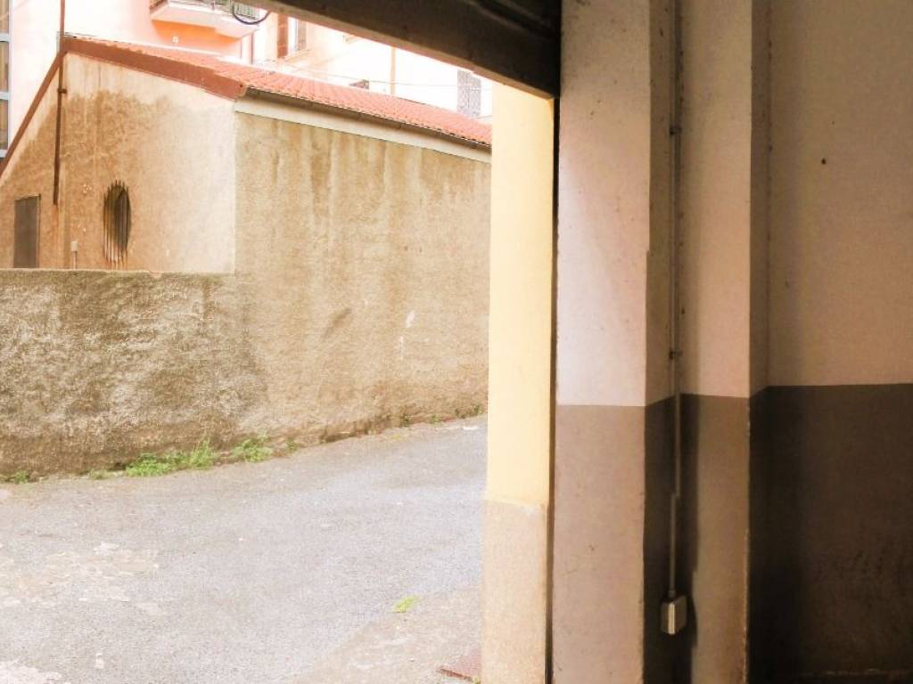 Box / garage a Albenga in Piazza Giacomo Matteotti - Foto 3