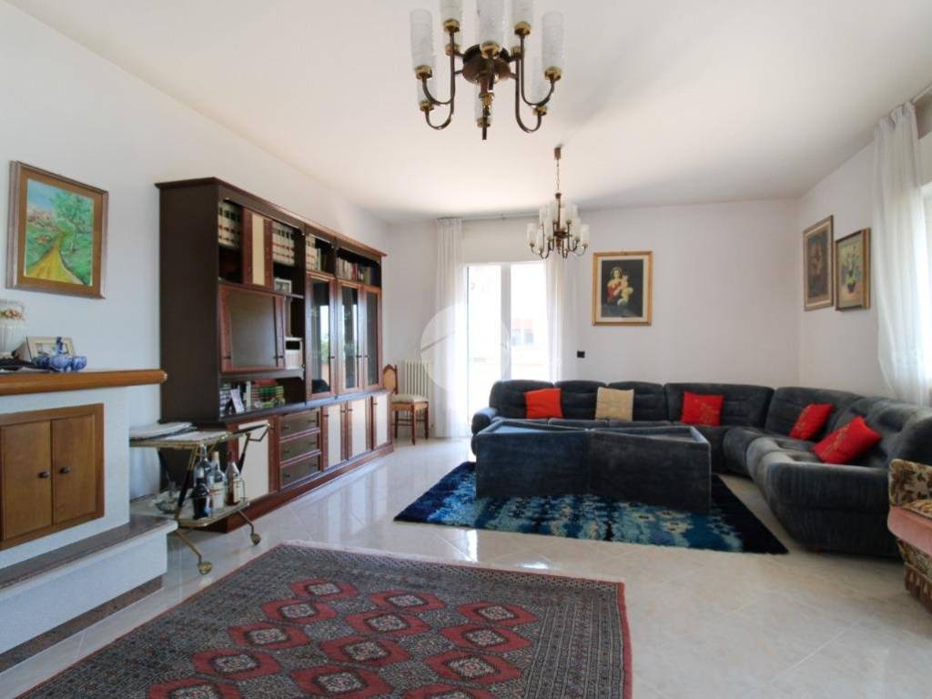 Casa indipendente a Atri in Via paolo borsellino, 101 - Foto 2