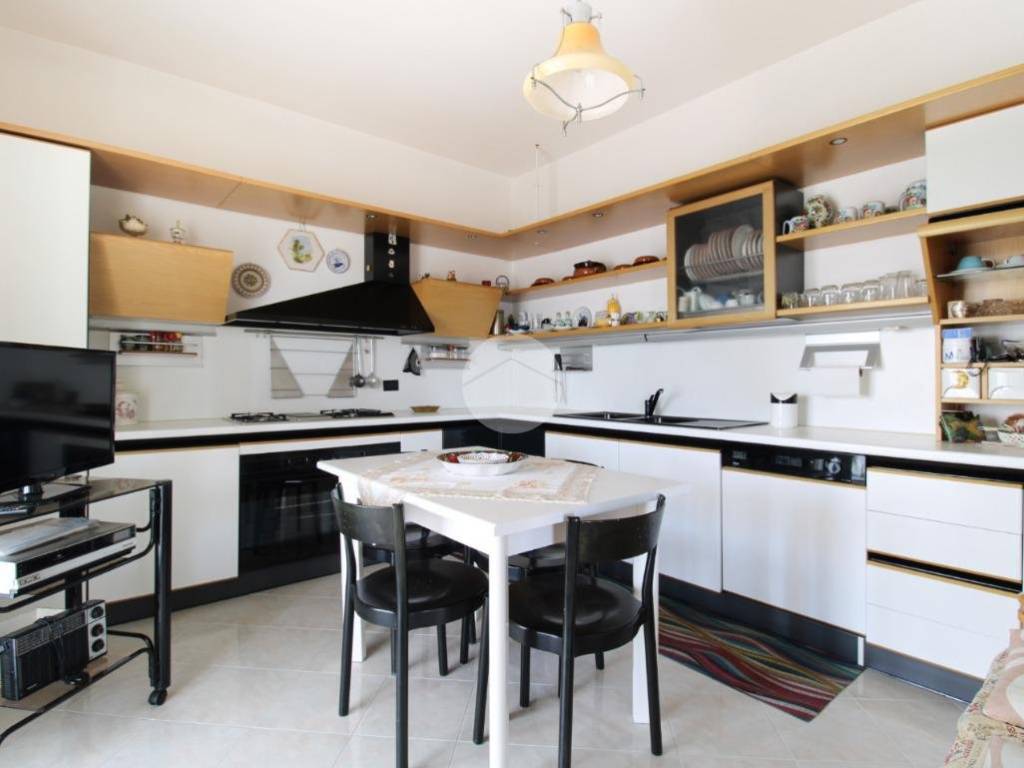 Casa indipendente a Atri in Via paolo borsellino, 101 - Foto 3