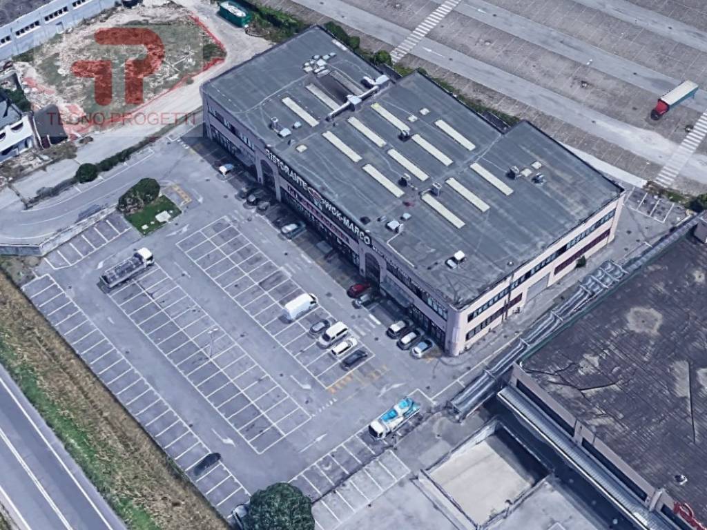 Immobile a Due carrare in Strada Battaglia SS16 - Foto 2