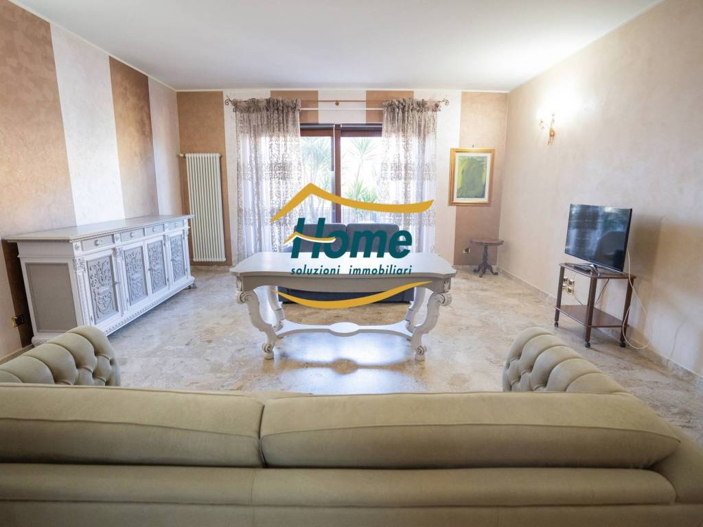 Casa indipendente a Sammichele di bari in Via Gaetano Moschetti - Foto 3