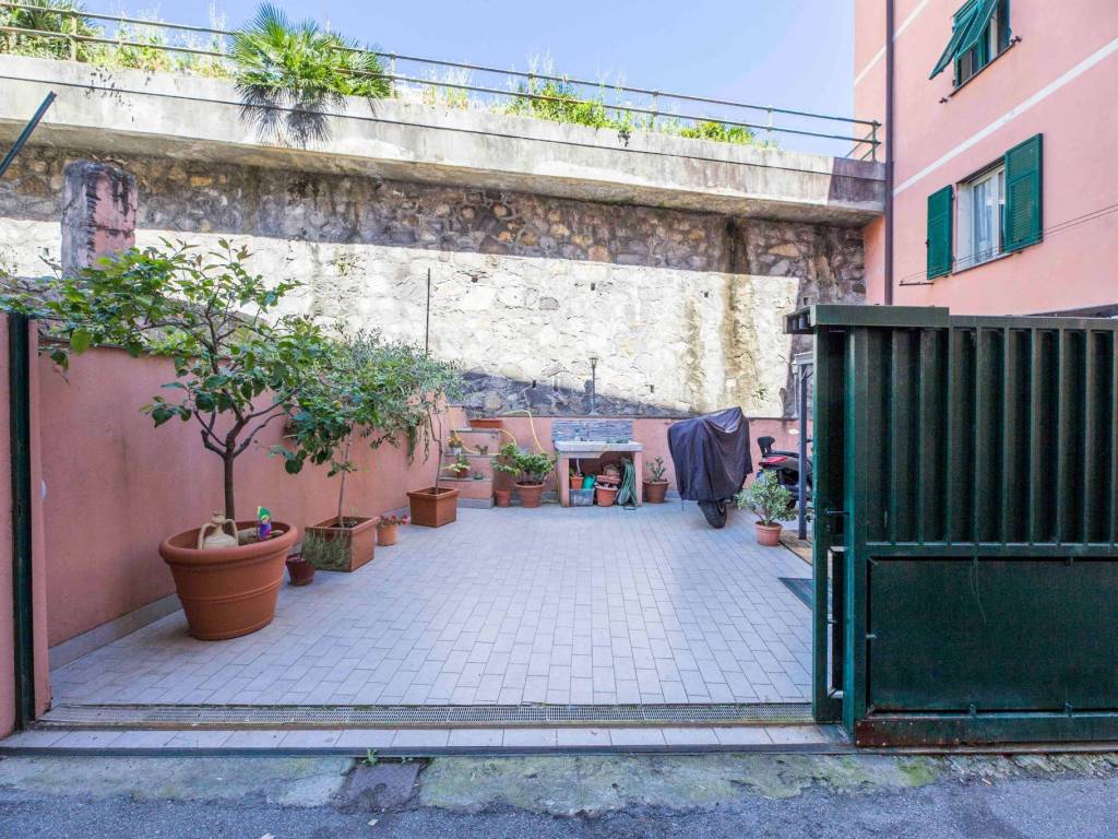 Appartamento a Genova in Via Antica Romana di Quinto - Foto 2