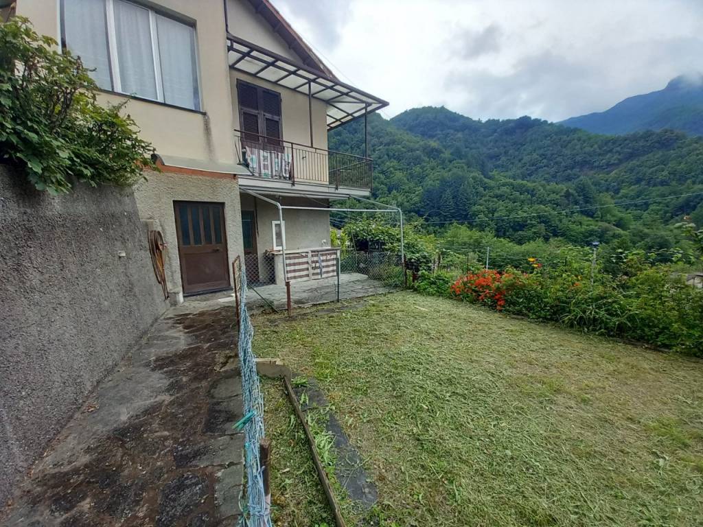 Casa indipendente a Favale di malvaro in località Cassottana - Foto 3