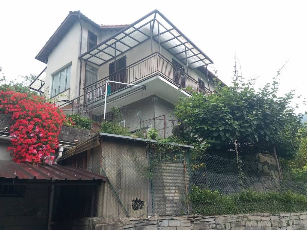 Casa indipendente a Favale di malvaro in località Cassottana - Foto 4