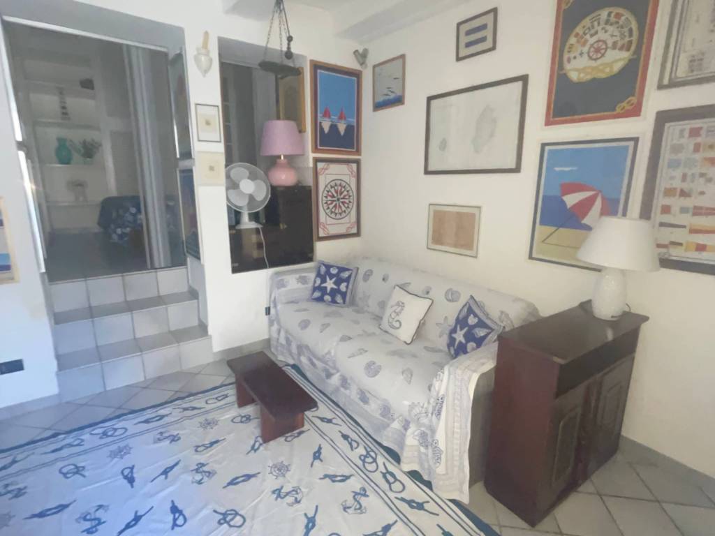 Appartamento a San felice circeo in Piazza Camillo Benso di Cavour - Foto 2