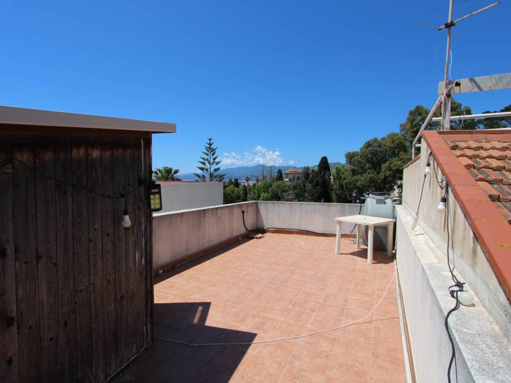 Appartamento a Messina in Salita Pozzicello - Foto 4