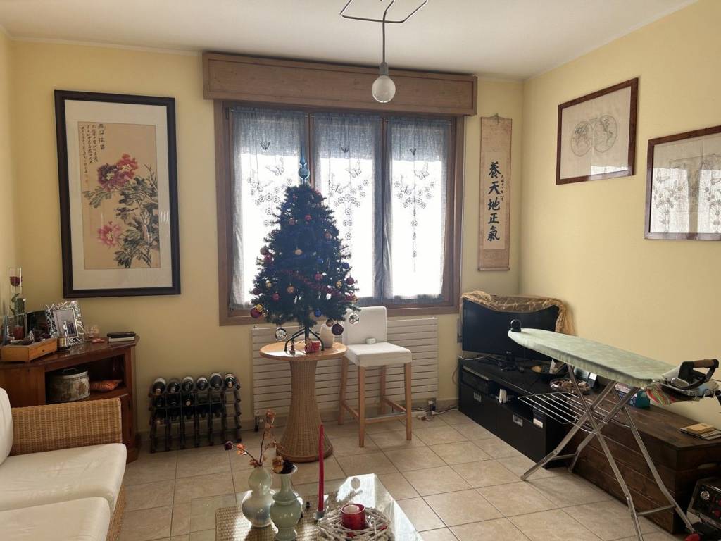 Appartamento a Adria in MAZZORNO SX VIA COMMISSARIA, 00 - Foto 2