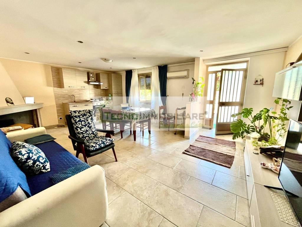 Villa a Pontecorvo in Contrada Noci Giunte - Foto 3