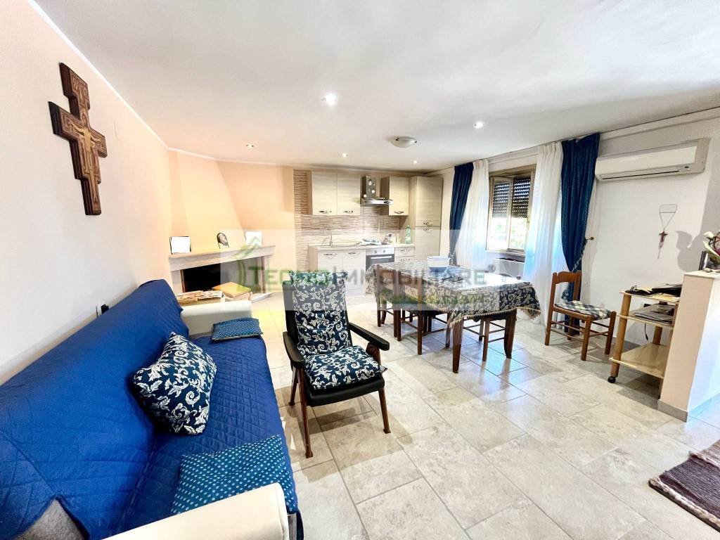 Villa a Pontecorvo in Contrada Noci Giunte - Foto 4