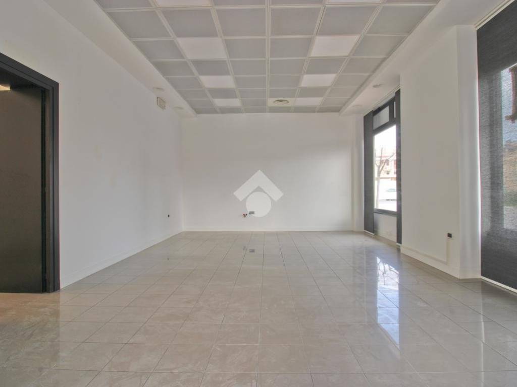Immobile a Roseto degli abruzzi in Via Nazionale Adriatica, 100 - Foto 5