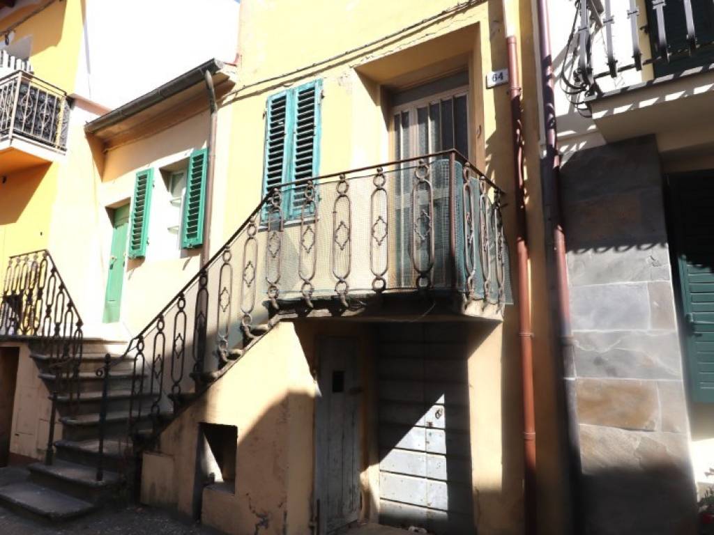 Casa indipendente a Bucine in Via Zara - Foto 2