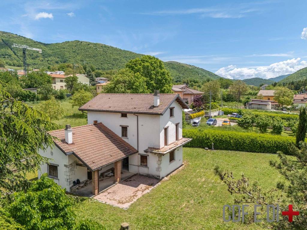 Villa a Scoppito in SS17 - Foto 3