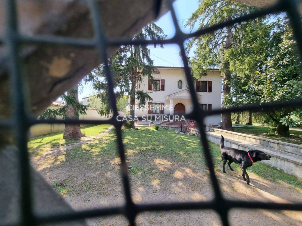 Villa a Ronchi dei legionari in Via 7 Giugno, 3 - Foto 3