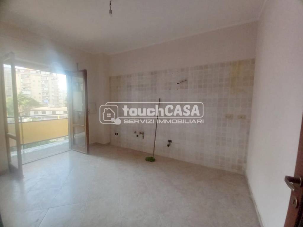 Appartamento a Aversa in Via Giorgio De Chirico - Foto 4