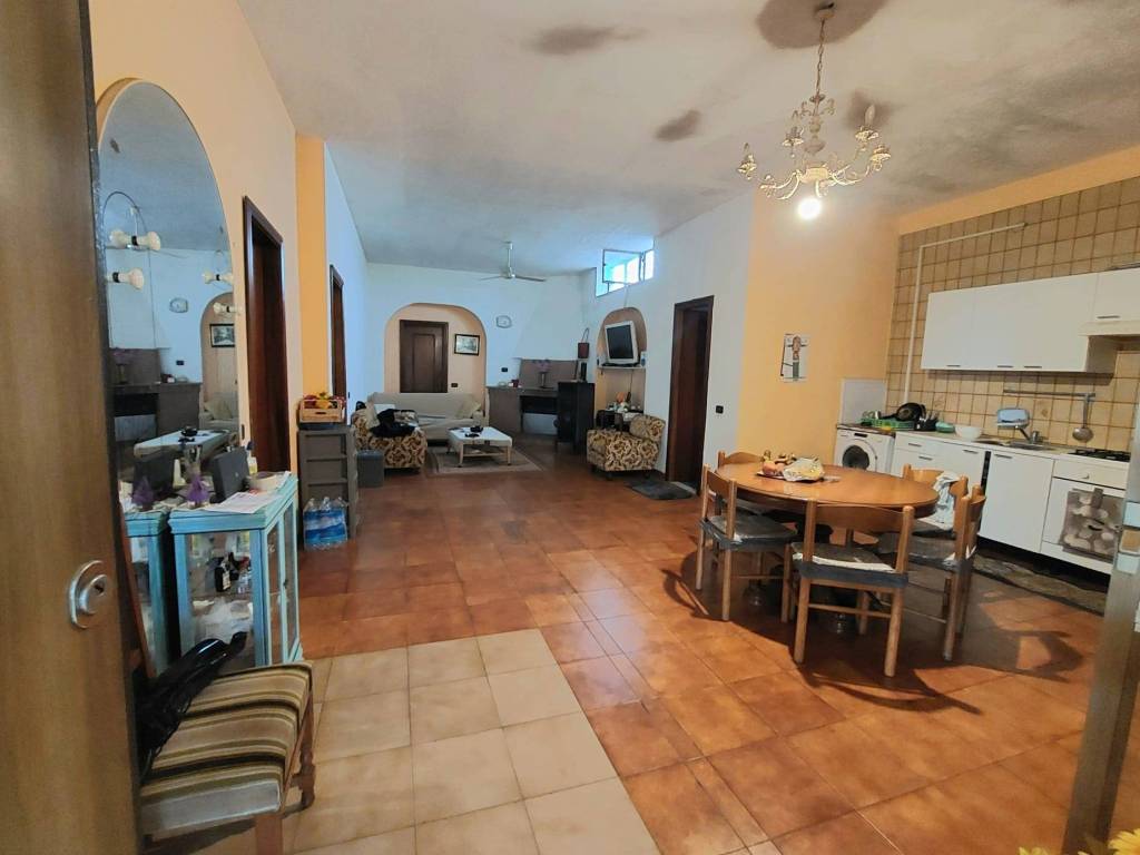 Villa a Battipaglia in Via Chiusa del Bosco, 22 - Foto 5