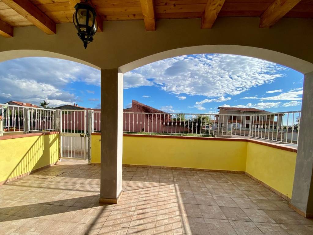 Appartamento a Suni in Via Ciusa - Foto 2