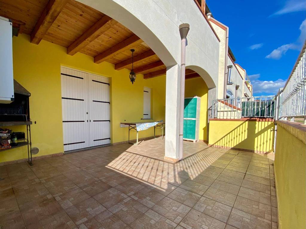 Appartamento a Suni in Via Ciusa - Foto 3