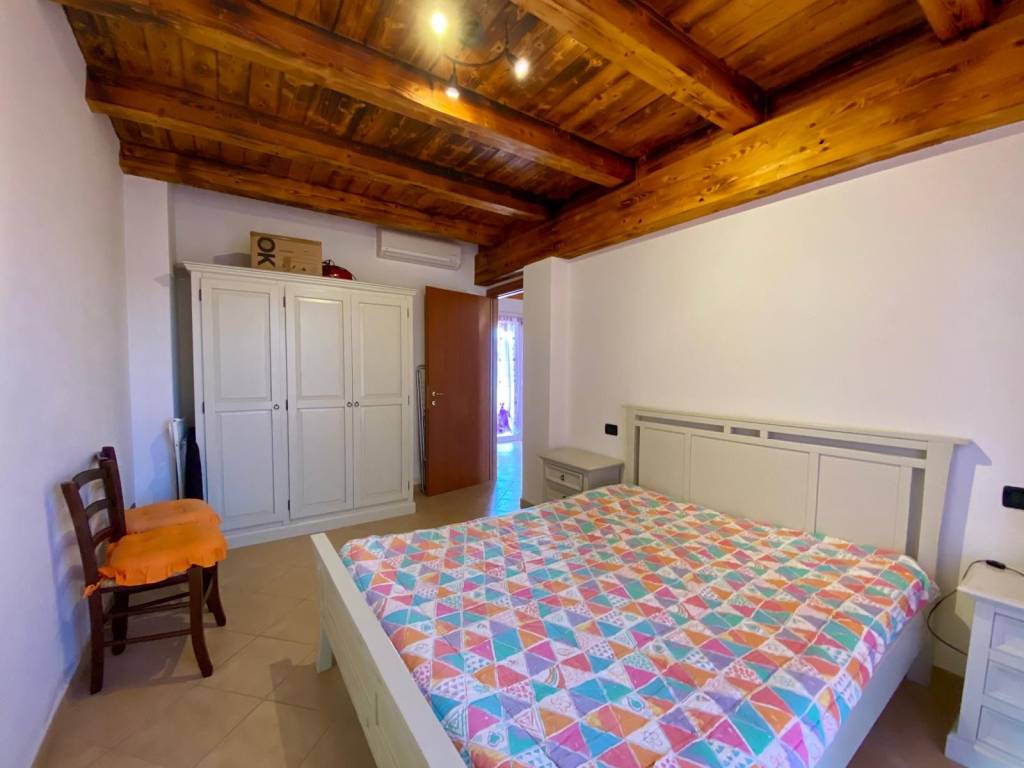 Appartamento a Suni in Via Ciusa - Foto 5