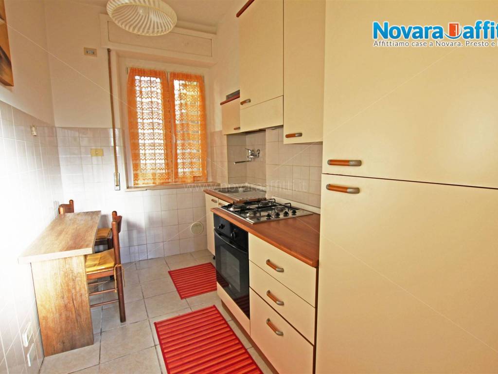 Appartamento a Novara in Via Vignale - Foto 5
