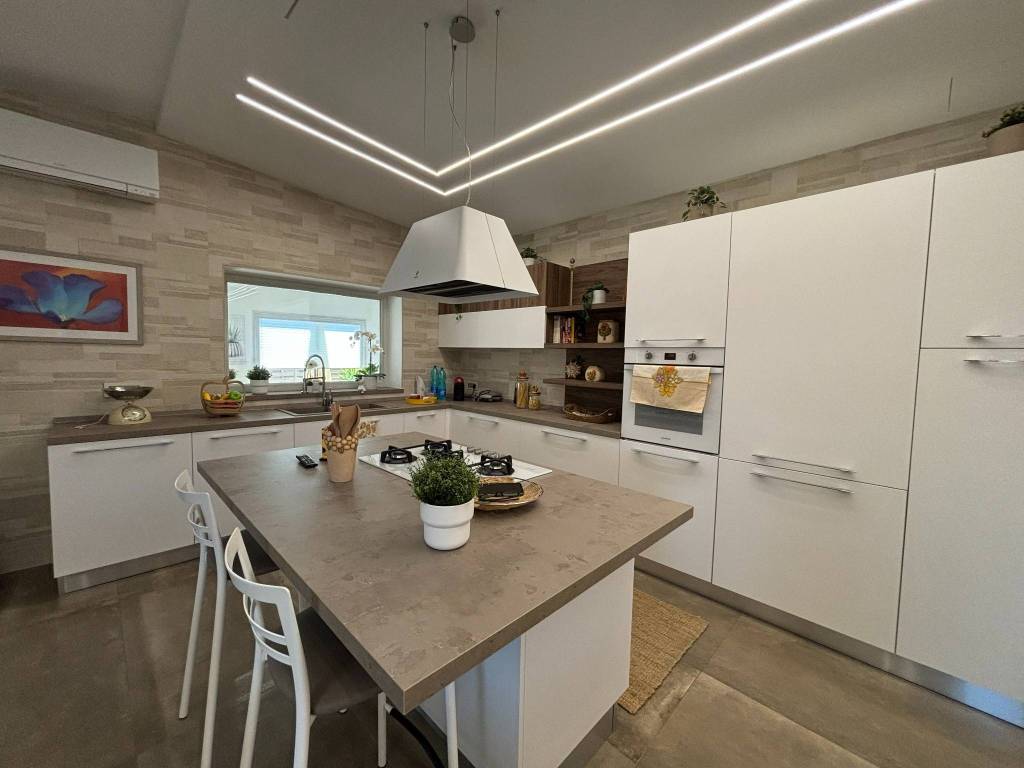 Appartamento a Atripalda in Via Raffaele Troncone - Foto 3