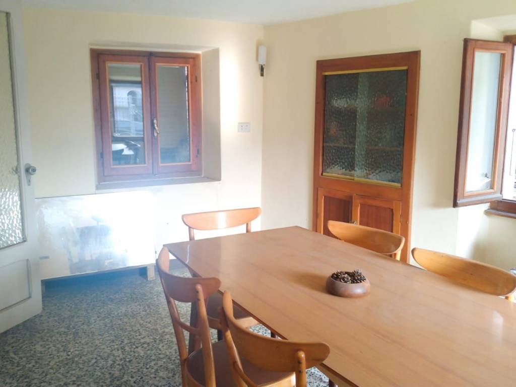Casa indipendente a Arola in Via Zucca, 15 - Foto 2