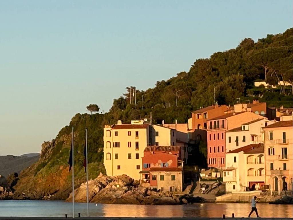 Appartamento a Marciana marina in Via del Cotone - Foto 5