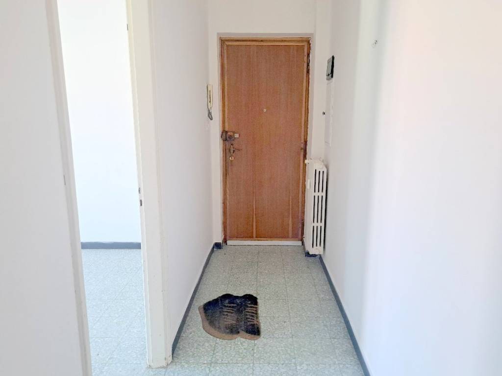 Appartamento a Santhià in Piazza Giovanni XXIII - Foto 2