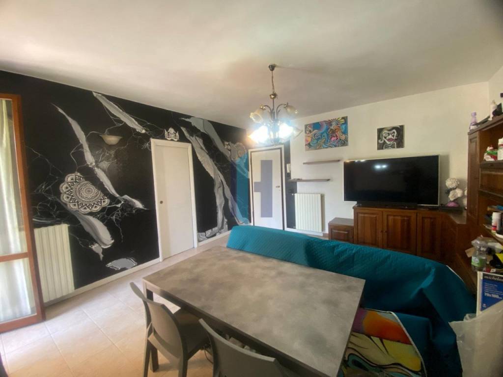 Appartamento a Castiglione delle stiviere in VIA TOSCANINI - Foto 2
