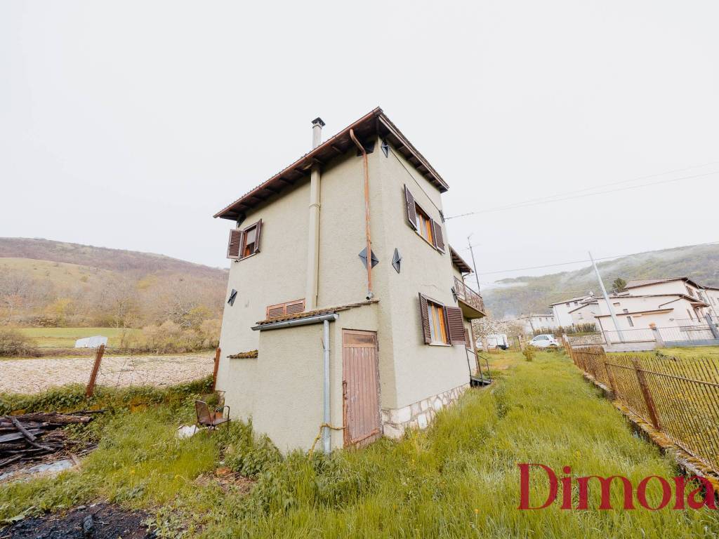 Villa a Leonessa in Sant'Angelo - Foto 2