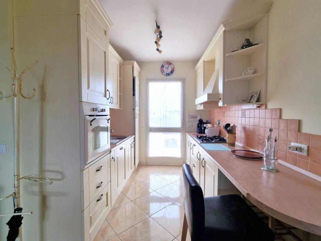 Villa a Lecce in Via Castellaneta S.N.C. - Foto 4