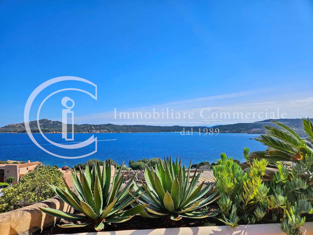 Appartamento a Arzachena in Via Cala Romantica, 1 - Foto 2