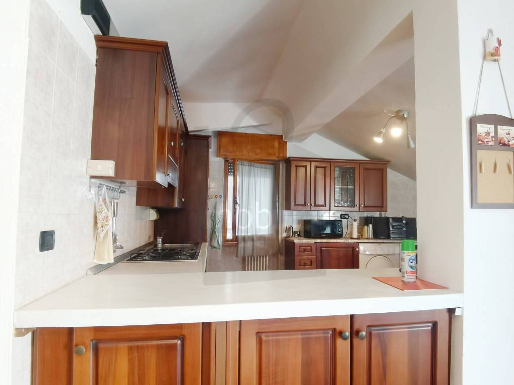 Attico / mansarda a San leo in Via Niccolò Paganini - Foto 5