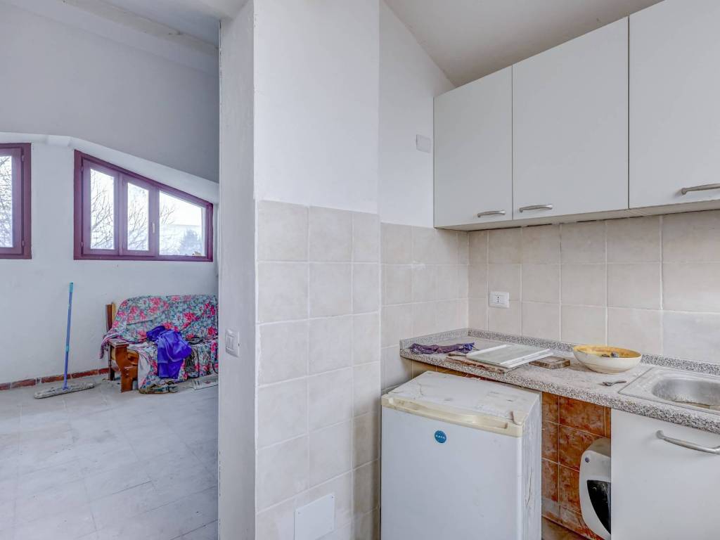 Appartamento a Angera in Via Giacomo Puccini, 41 - Foto 5